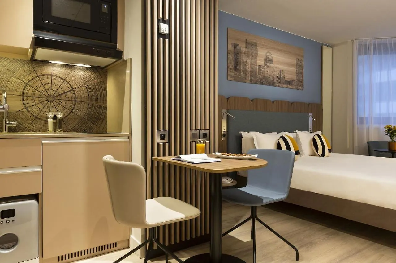 אפרטהוטל קורבוו Citadines La Defense Paris מלון דירות